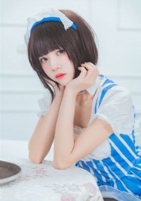 学生眼中的女老师在线观看完整版_日韩在线观看